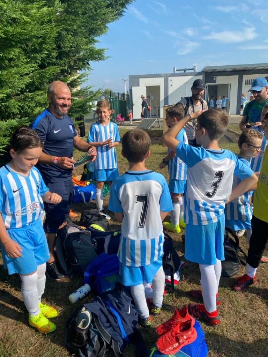 487BF75F-B45D-4D95-B9B4-7732DA5D8696 487BF75F-B45D-4D95-B9B4-7732DA5D8696