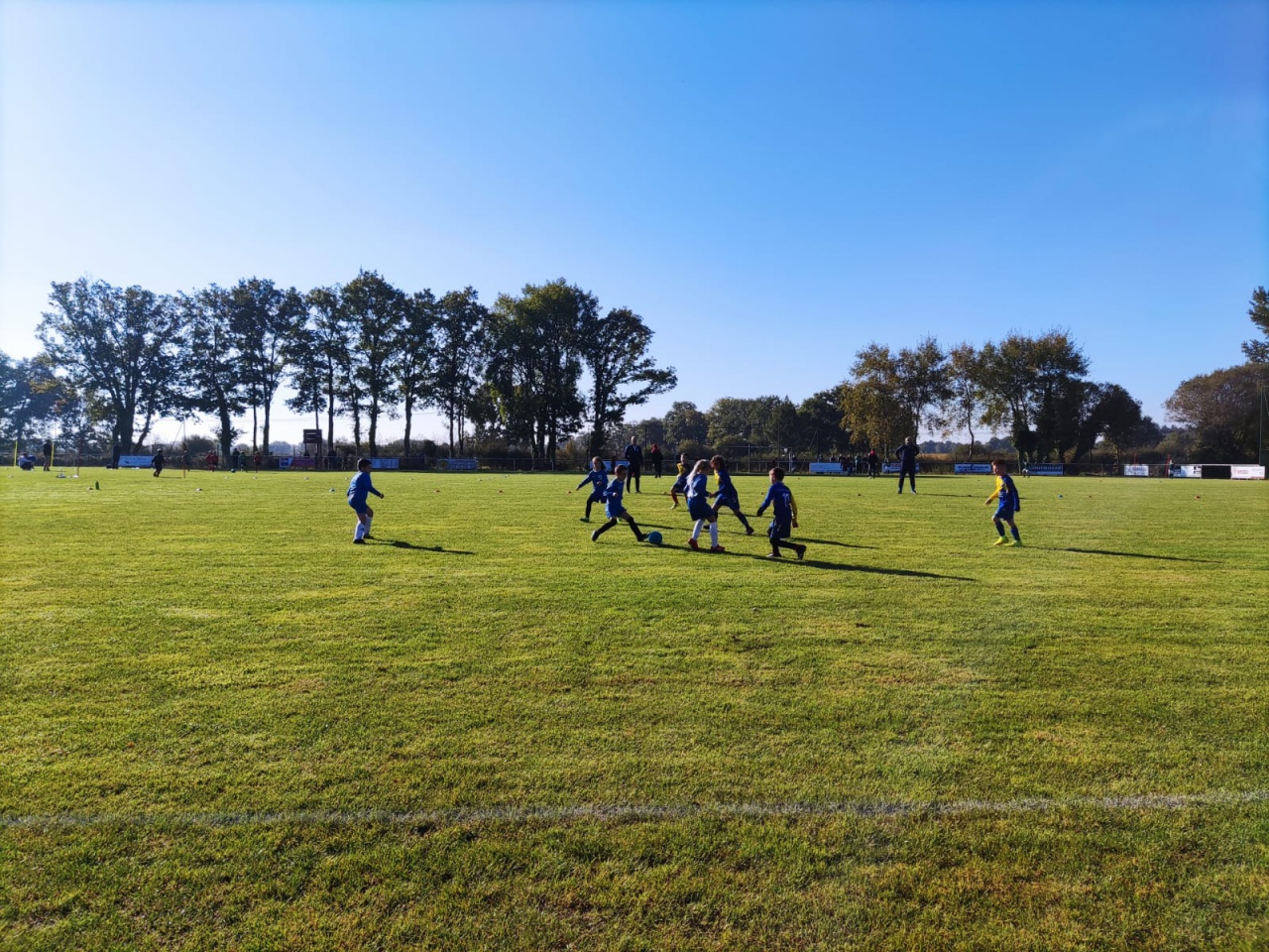 738C9965-42C0-41E8-841F-BCECA40C6160 738C9965-42C0-41E8-841F-BCECA40C6160