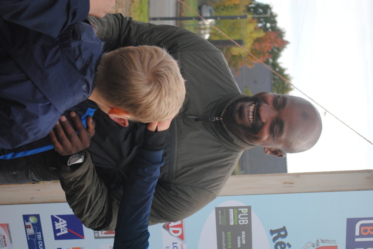 A46BC9F9-E99D-4EFB-9A67-ED844D8F37FF A46BC9F9-E99D-4EFB-9A67-ED844D8F37FF