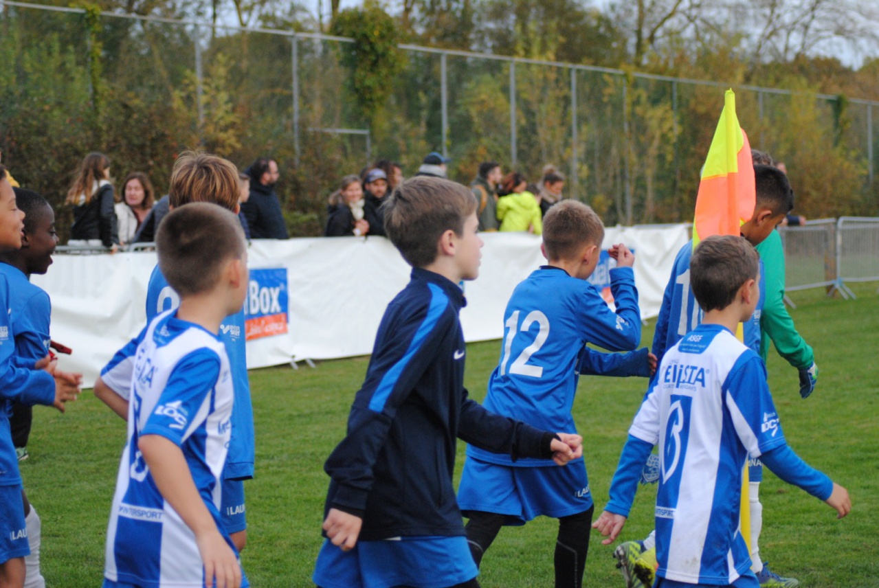 7EA49CAA-AC6A-47C7-A669-8FB74D84DD33 7EA49CAA-AC6A-47C7-A669-8FB74D84DD33